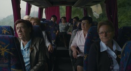 Still frame V mojih sanjah rase vsako noč drevo (2024)
